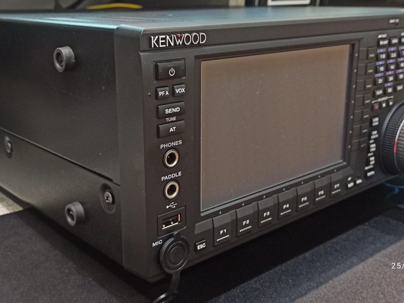 Kenwood TS-890