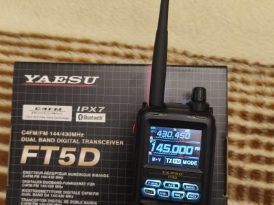 YAESU FT5D