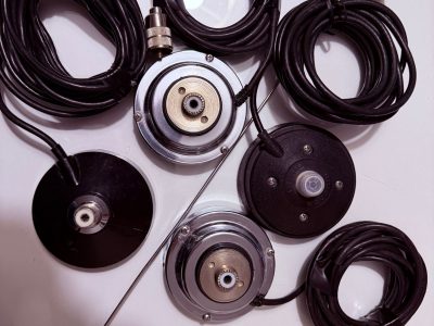 Conjunto de 4 bases magnéticas con salida PL con coaxial Rg58.