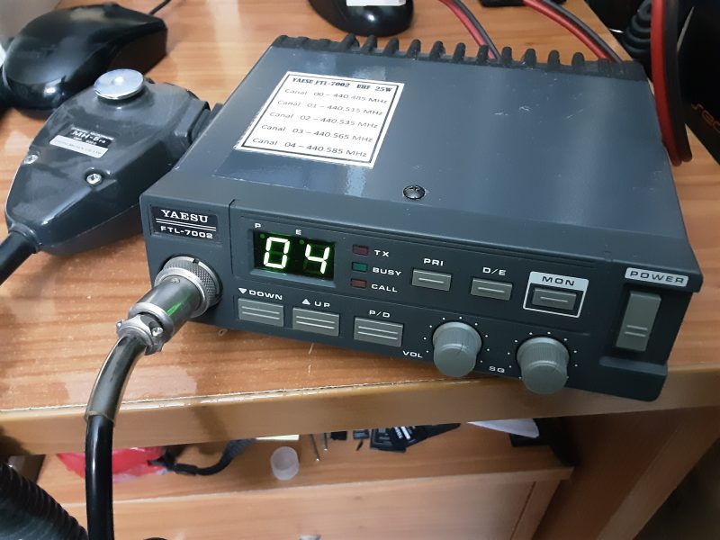 LOTE 3 emisoras juntas UHF