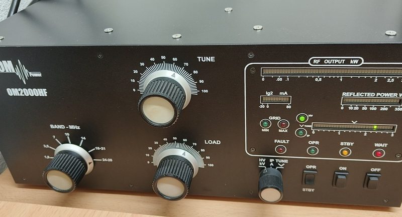 Amplificador OM POWER OM2000HF