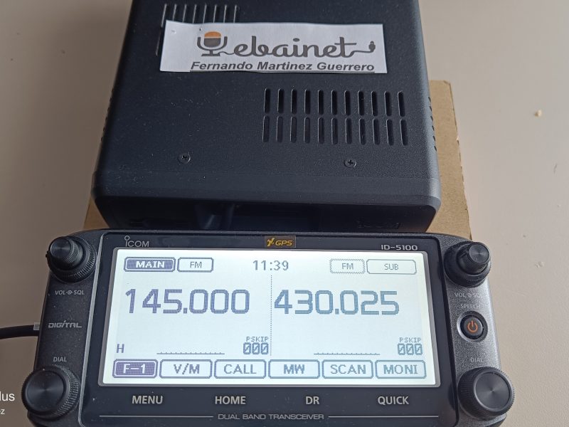 Bibanda Icom IC-5100E +MBF-4 + MBA-2 En su caja original