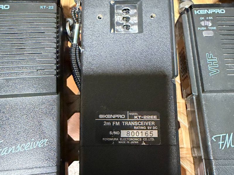 4 Walkis KENPRO KT-22 de 2m-VHF