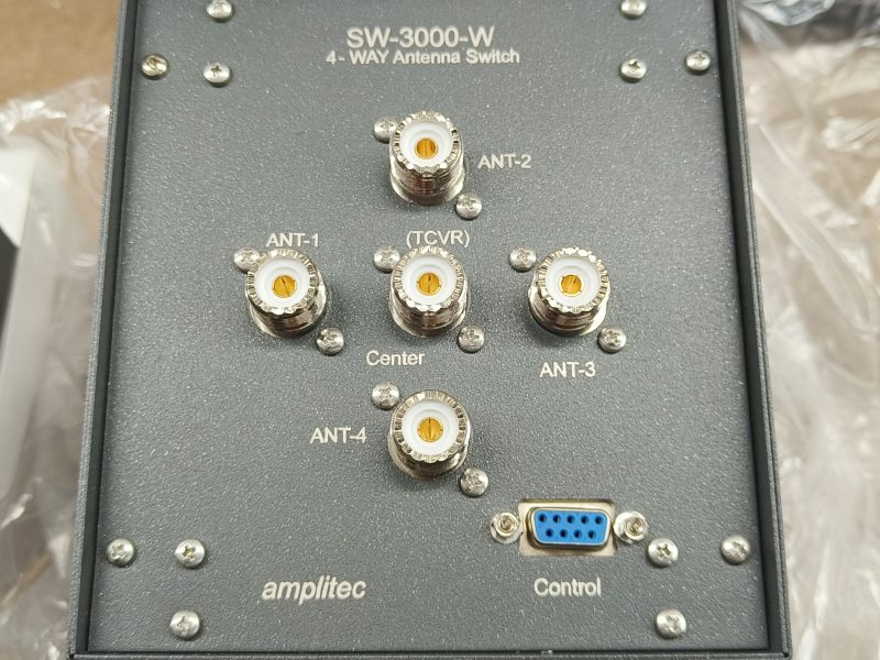 Conmutador remoto antena
