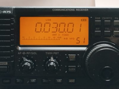 RECEPTOR ICOM IC R75