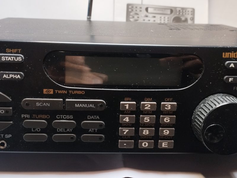 RECEPTOR UNIDEN BEARCAT 9000 XLT
