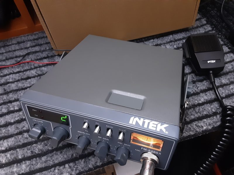 EMISORA CB INTEK FM-548SX Muy NUEVA,,,,