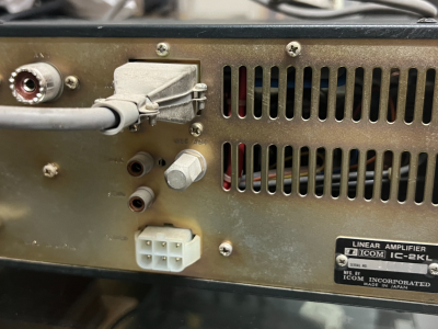 Icom IC - 2KL 500W HF y IC - 2KLPS