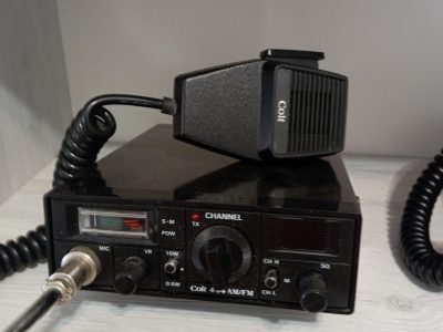 LOTE DE 2 EMISORAS DE HACE 40 AÑOS FUNCIONANDO PARA COLECCIONISTAS
