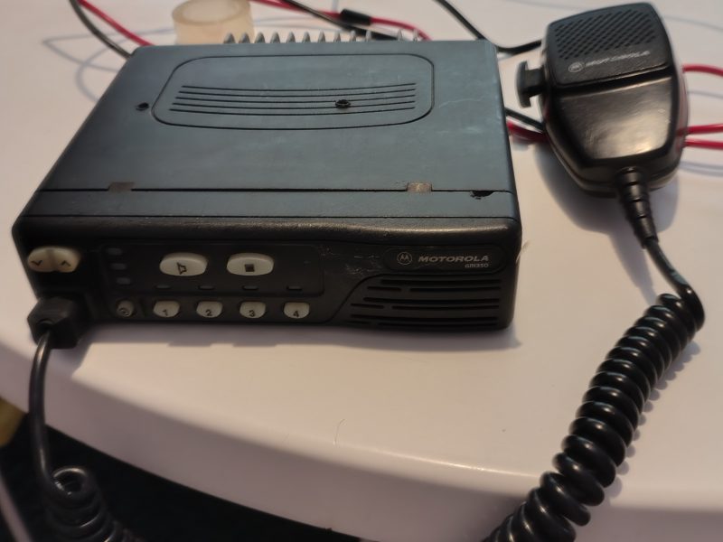 VENDO EMISORA MOTOROLA GM350